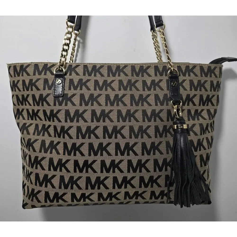 Michael Kors Jet Set EW Tassel Chain Tote/$248/Beige-Black